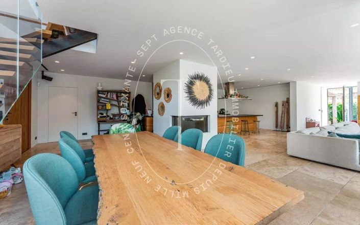 Image No.12-3 Bed House for sale