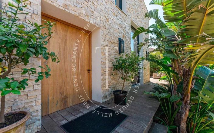 Image No.6-3 Bed House for sale