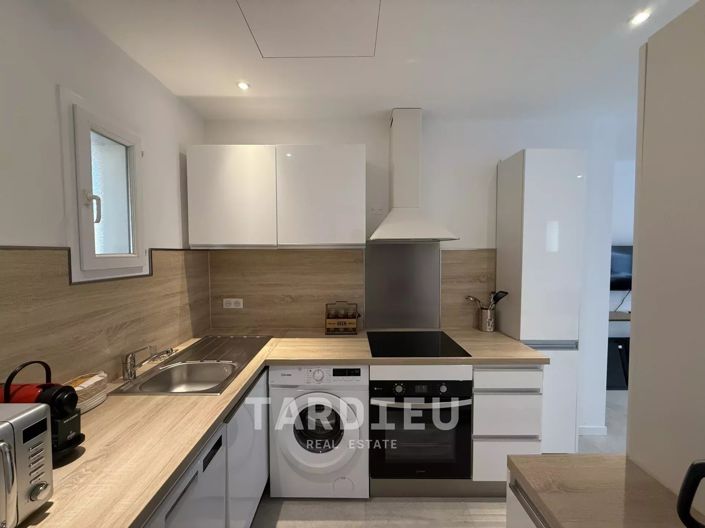 Image No.3-2 Bed House for sale
