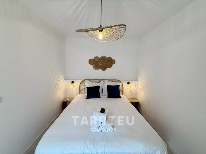 Image No.6-2 Bed House for sale