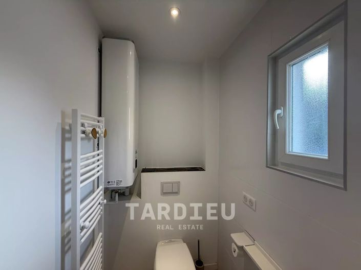 Image No.8-2 Bed House for sale