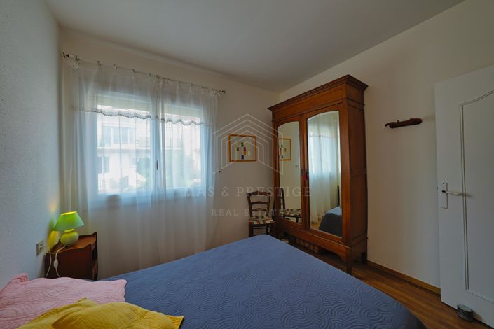 Image No.24-6 Bed House for sale