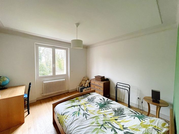 Image No.7-House for sale