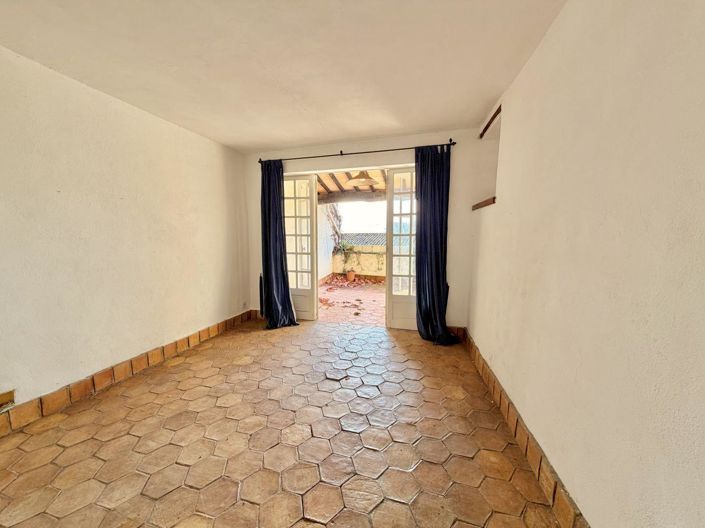 Image No.6-Maison de 1 chambre à vendre à Grimaud