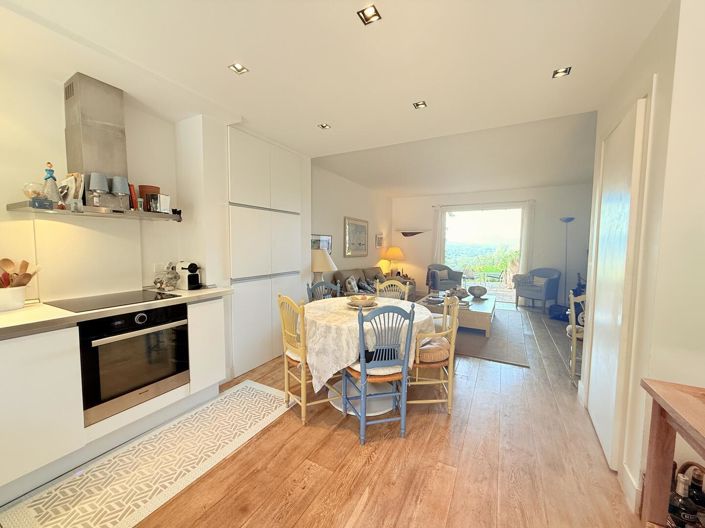 Image No.2-Maison de 3 chambres à vendre à Grimaud