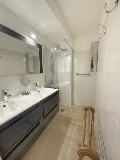 Image No.7-Maison de 3 chambres à vendre à Grimaud