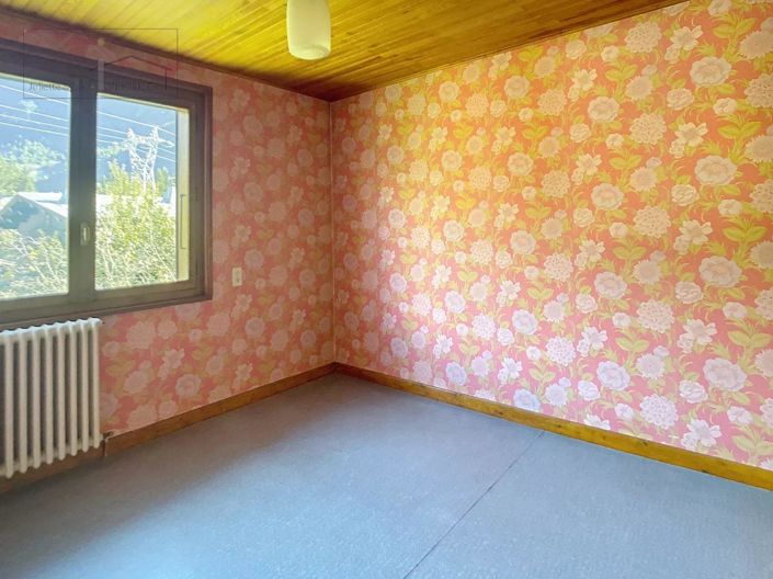 Image No.9-House for sale