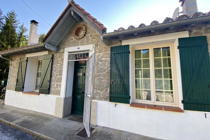 Image No.2-Maison de 3 chambres à vendre à Saint-Laurent-de-Cerdans