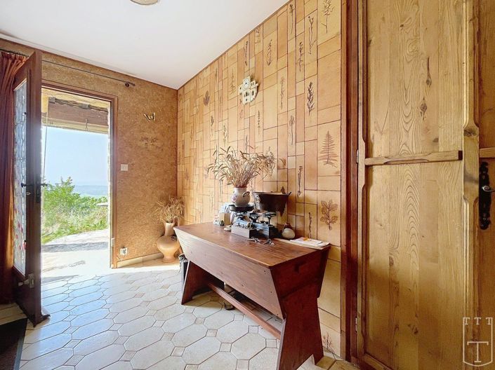 Image No.3-4 Bed House for sale