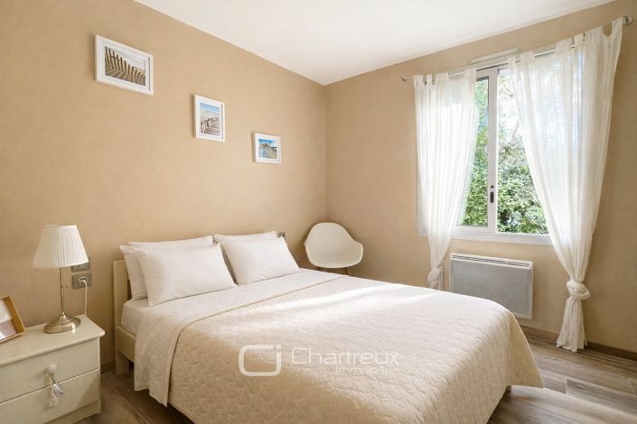 Image No.19-3 Bed House for sale