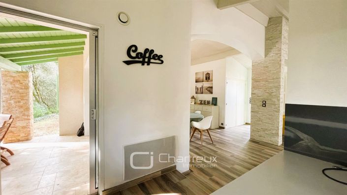 Image No.9-3 Bed House for sale