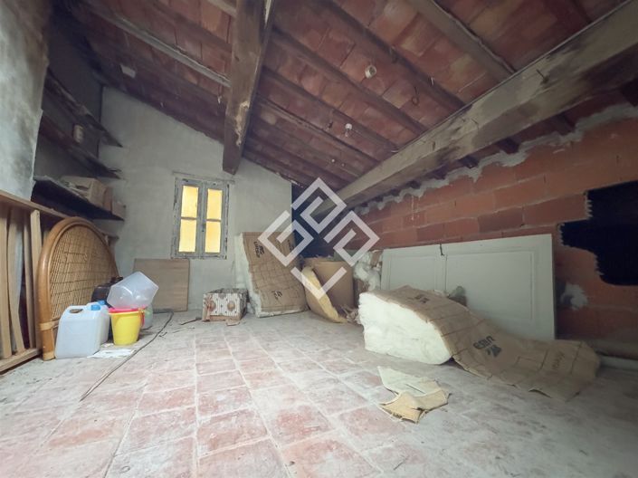 Image No.16-4 Bed House for sale