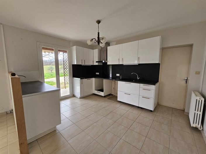 Image No.15-9 Bed House for sale