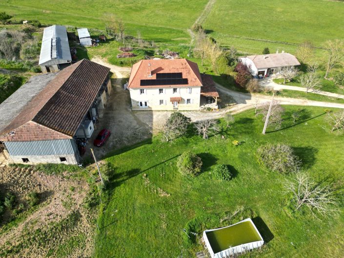 Image No.2-9 Bed House for sale