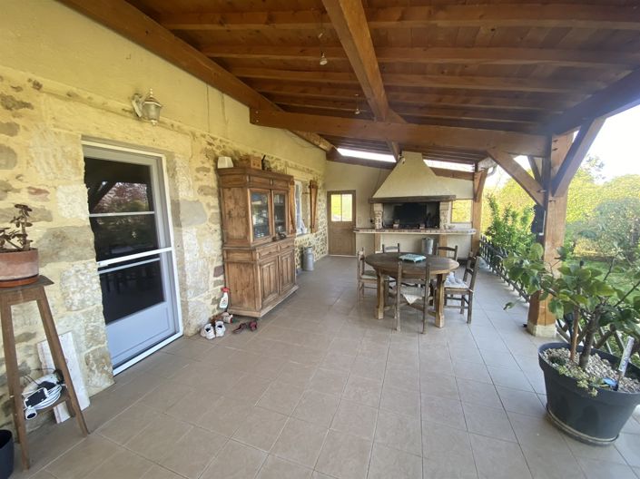 Image No.4-9 Bed House for sale