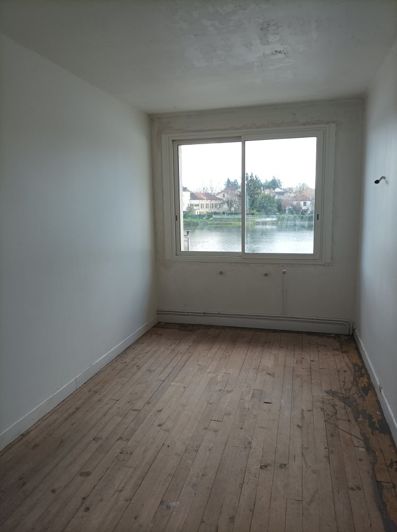 Image No.11-2 Bed House for sale