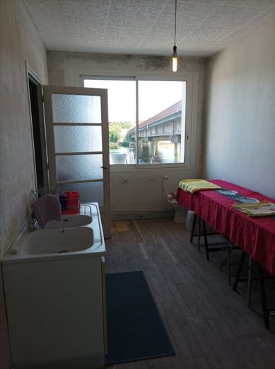 Image No.14-2 Bed House for sale