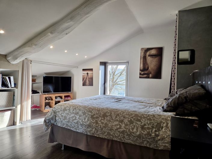 Image No.14-4 Bed House for sale