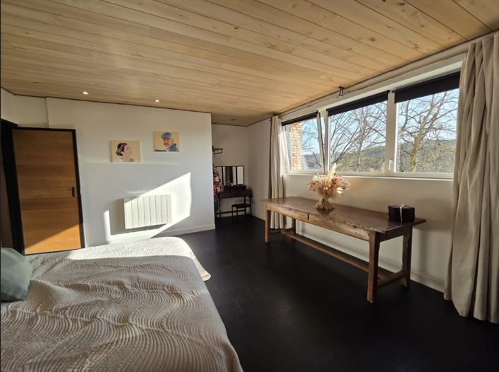 Image No.15-4 Bed House for sale