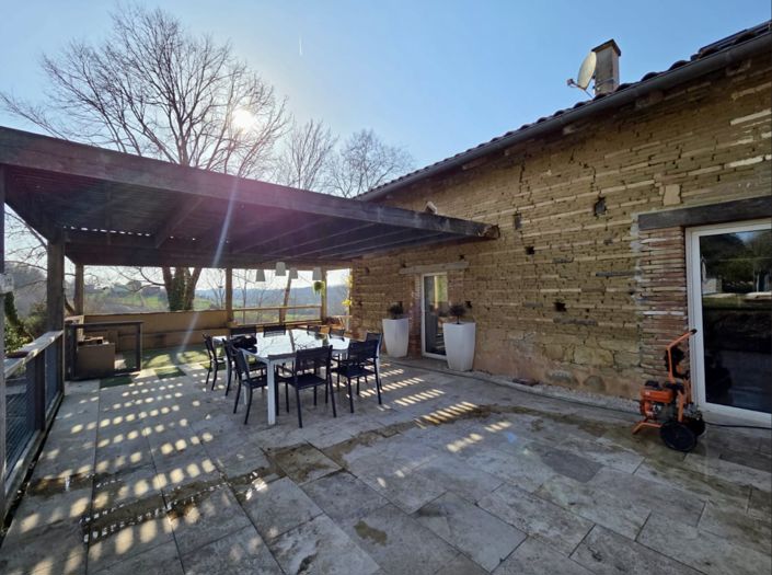 Image No.30-4 Bed House for sale