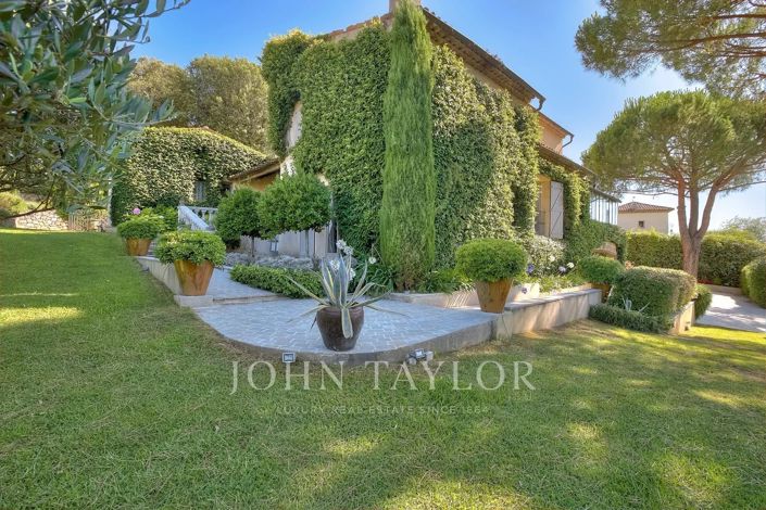 Image No.20-4 Bed House for sale