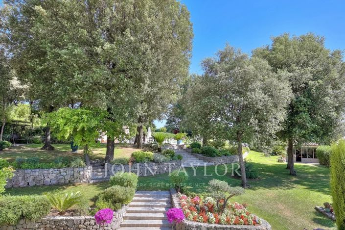 Image No.3-4 Bed House for sale