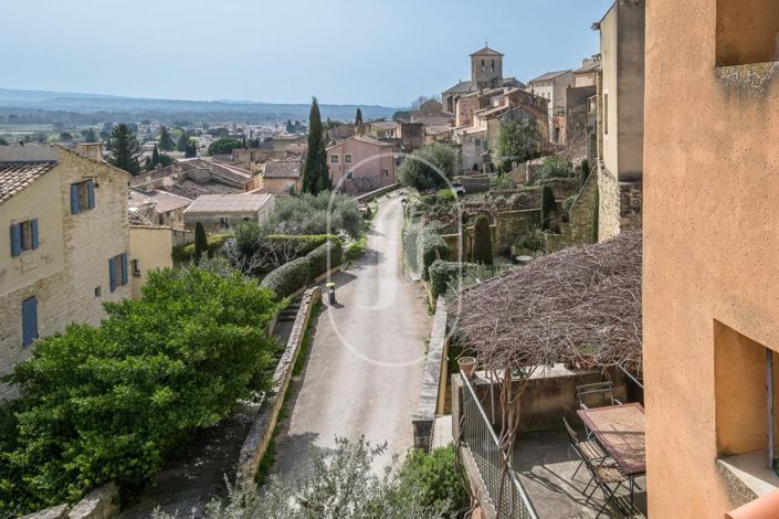 Image No.2-3 Bed House for sale