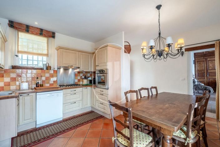 Image No.5-3 Bed House for sale