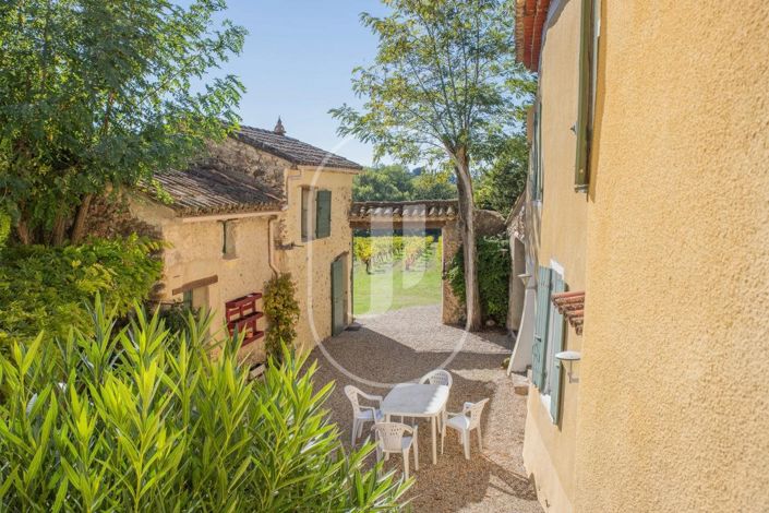 Image No.13-7 Bed House for sale