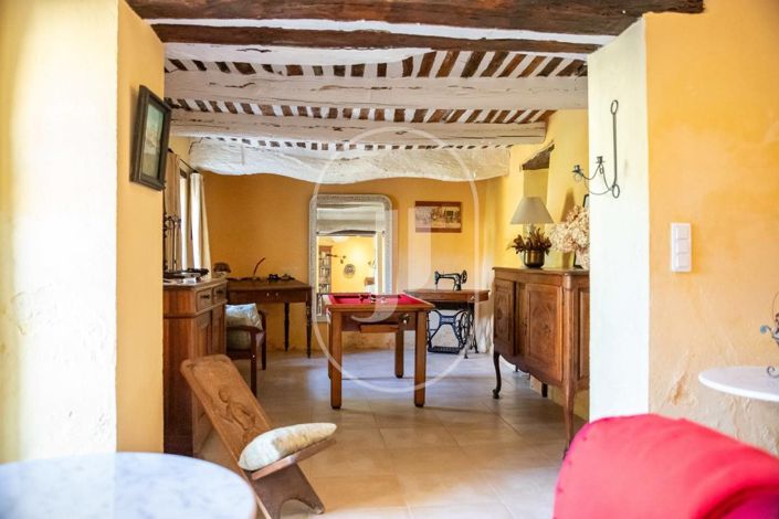 Image No.4-7 Bed House for sale