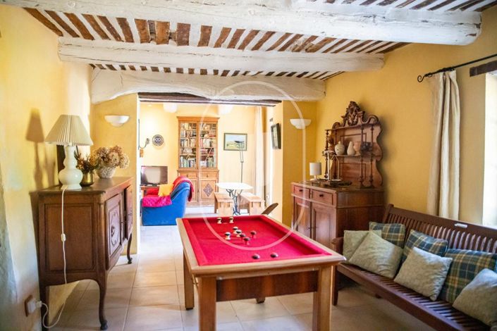 Image No.6-7 Bed House for sale