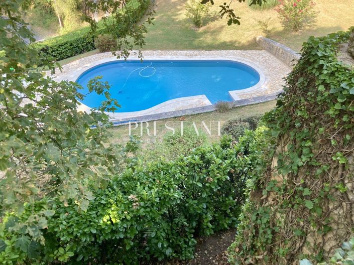Image No.12-4 Bed House for sale