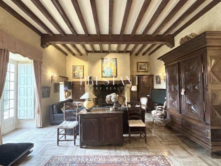 Image No.2-Propriété de 4 chambres à vendre à Sarlat-la-Canéda
