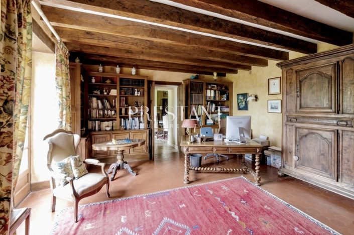 Image No.4-4 Bed House for sale