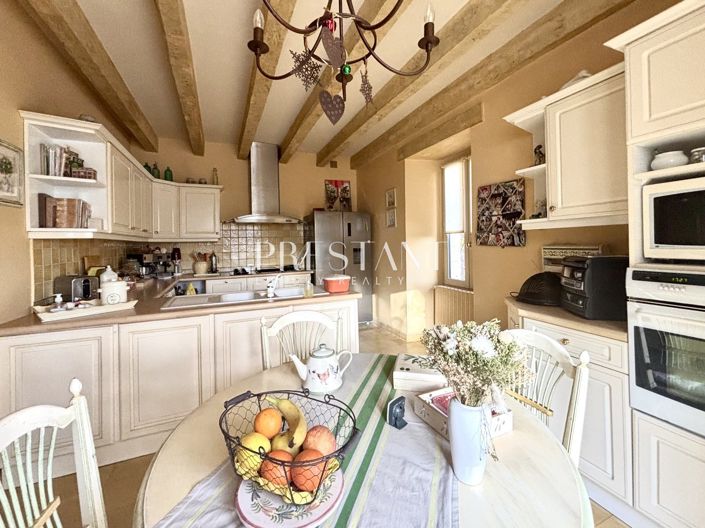 Image No.6-4 Bed House for sale