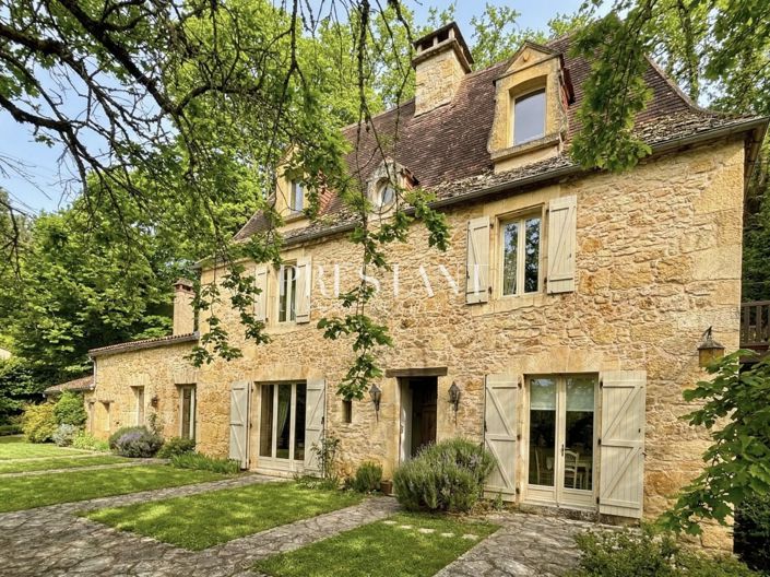 Image No.9-4 Bed House for sale