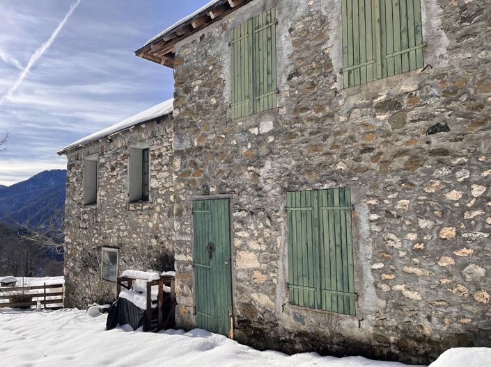 Image No.6-3 Bed House for sale