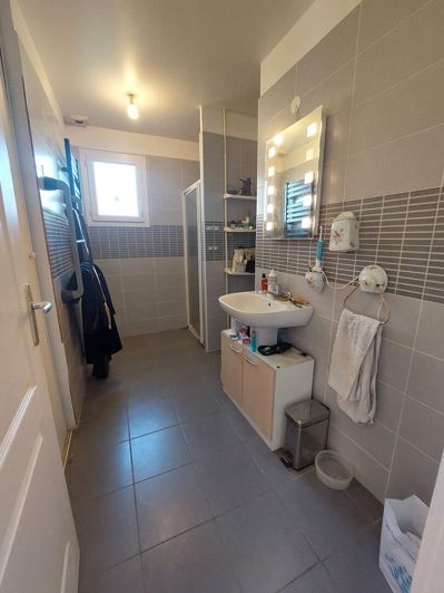 Image No.11-5 Bed House for sale