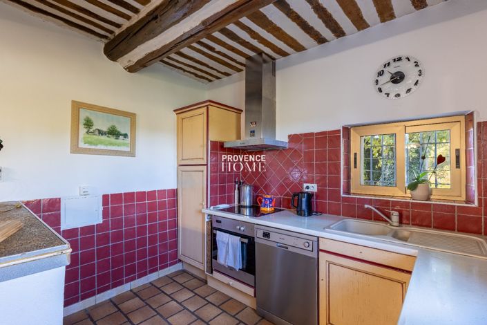 Image No.7-5 Bed House for sale