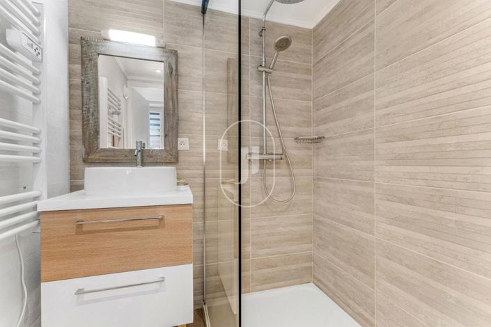 Image No.10-Appartement de 3 chambres à vendre à Grimaud