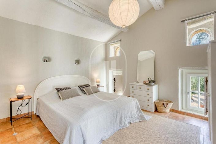 Image No.8-3 Bed House for sale