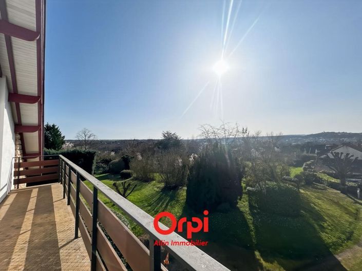 Image No.16-6 Bed House for sale