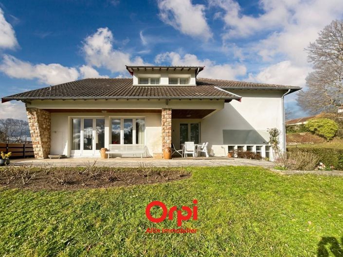 Image No.2-6 Bed House for sale