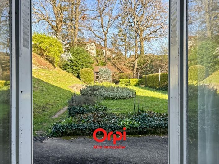 Image No.27-6 Bed House for sale