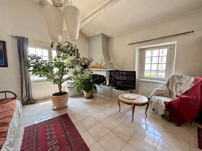 Image No.4-2 Bed House for sale