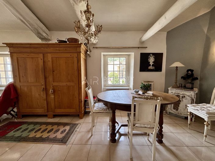 Image No.7-2 Bed House for sale