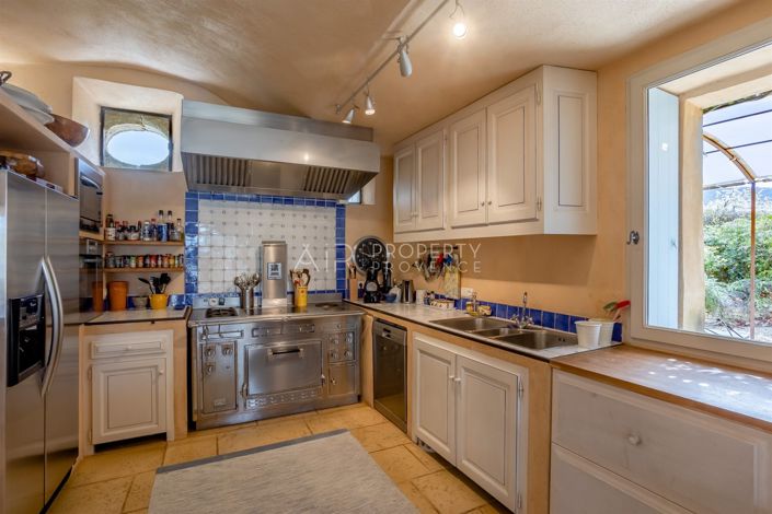 Image No.15-5 Bed House for sale