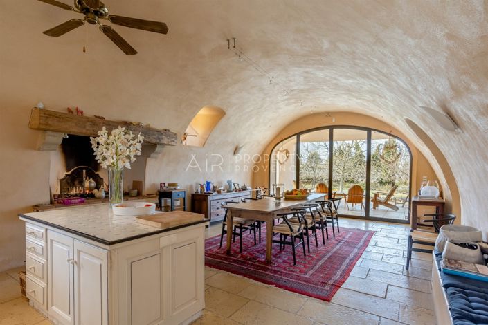 Image No.2-5 Bed House for sale