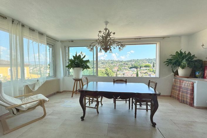 Image No.6-Maison de 5 chambres à vendre à La Roquette-sur-Siagne