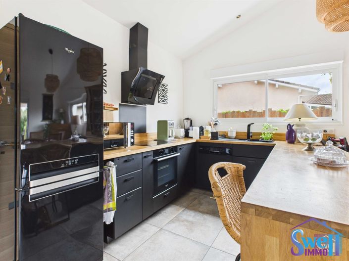 Image No.4-Maison de 2 chambres à vendre à Azur